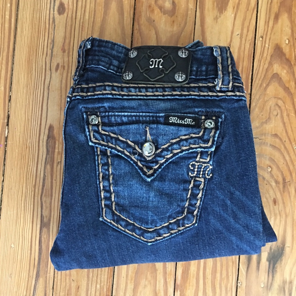 Miss Me boot cut denim sz 29